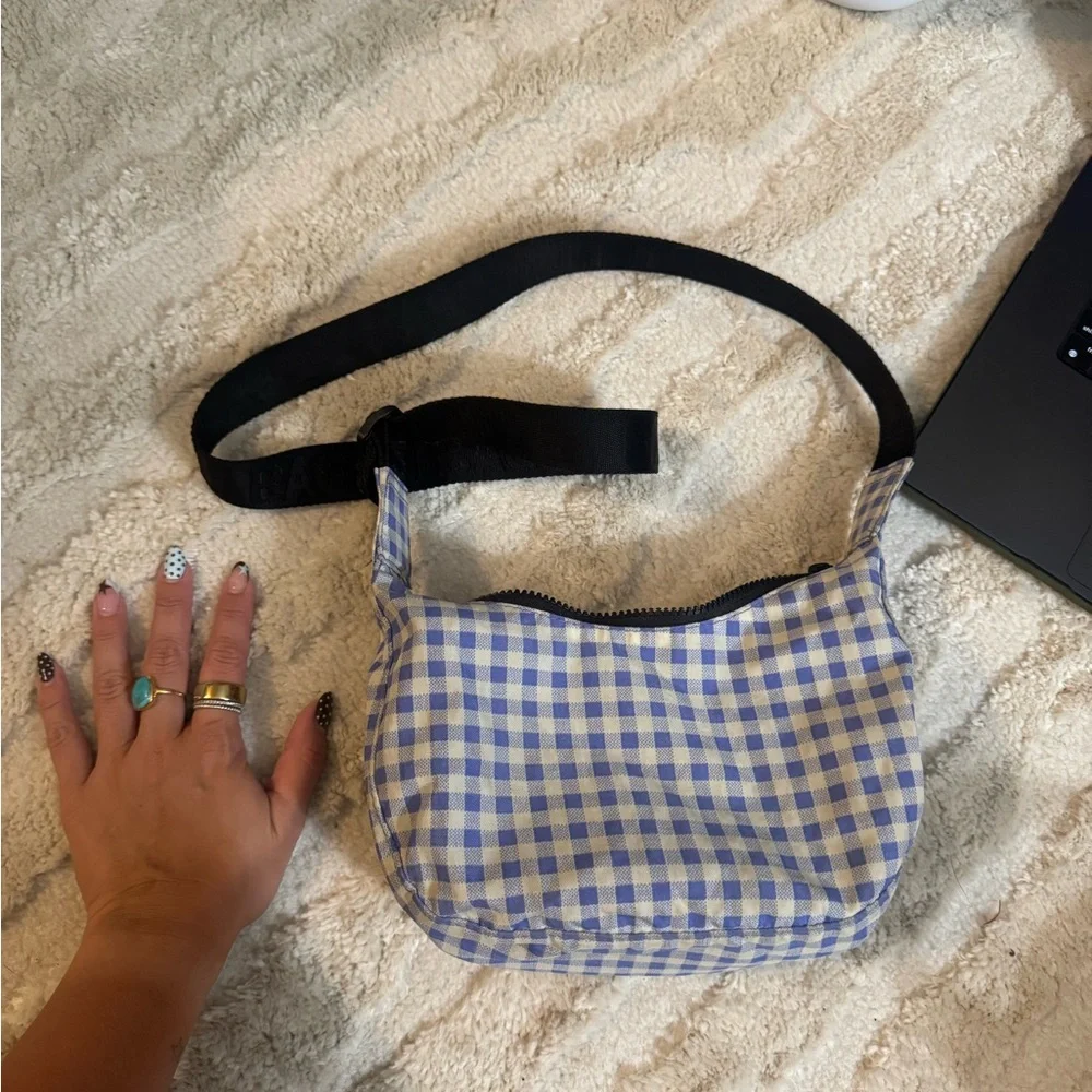 Baggu Small Crescent Bag lilac gingham print - Picture 2 of 7
